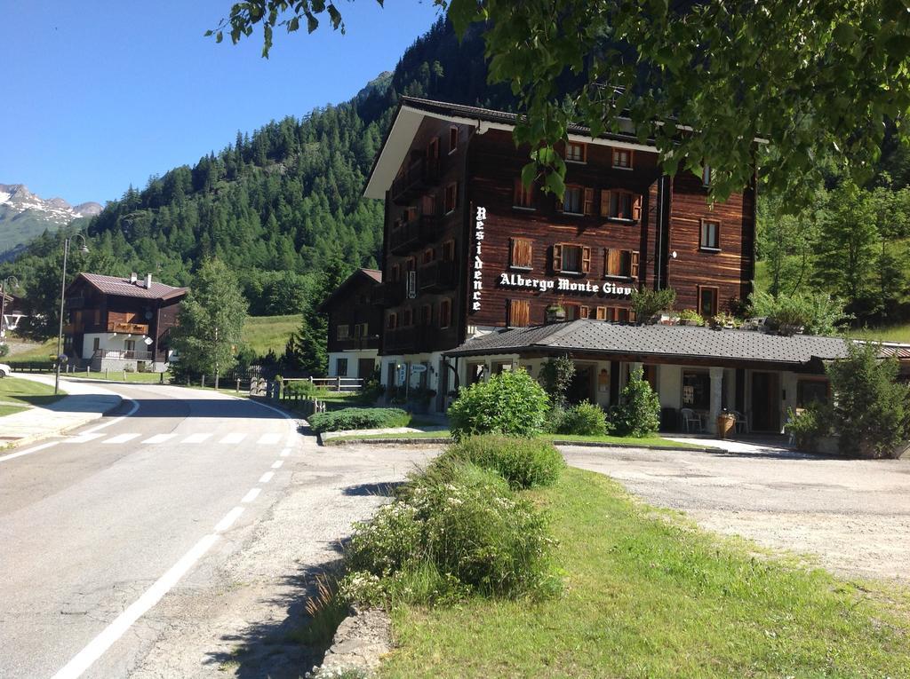 B&B Monte Giove Formazza Bagian luar foto
